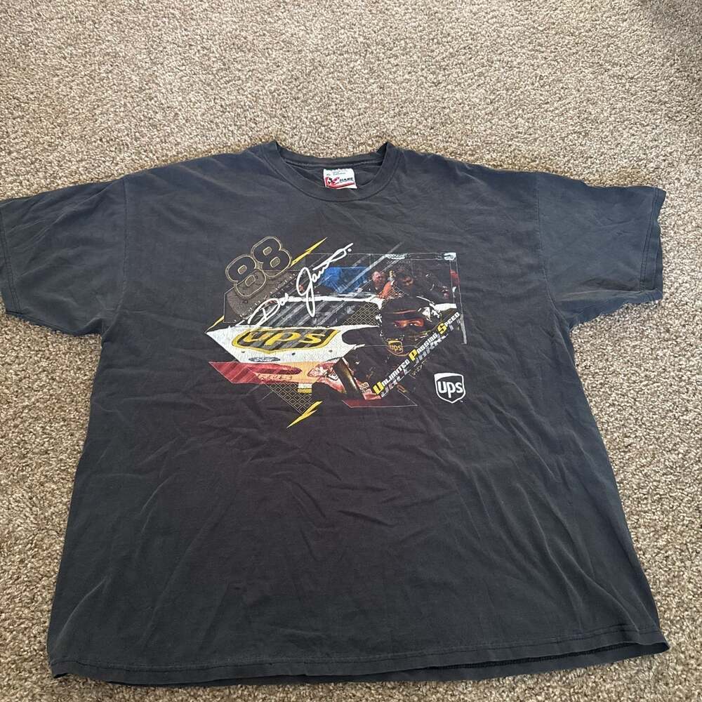 Vintage Dale Jarrett 88 UPS NASCAR Racing T-Shirt XL